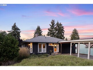 1327 Cedar St, Lake Oswego, OR 97034
