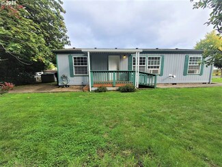 700 N Mill St Unit 1, Creswell, OR 97426