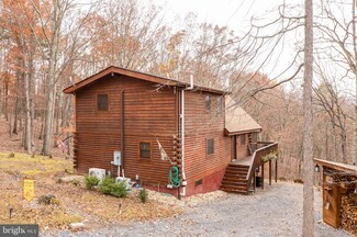 2546 Crossings View Rd, Paw Paw, WV 25434