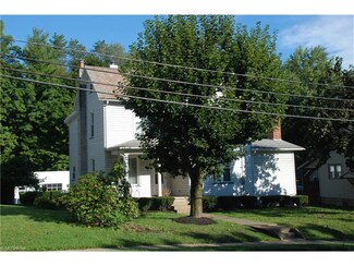 588 E Jackson St, Millersburg, OH 44654