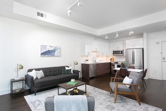 110 N Corcoran St Unit 2107, Durham, NC 27701