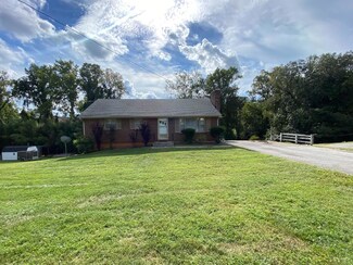 3064 Forest Hills Cir, Lynchburg, VA 24501