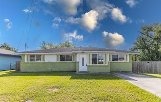 1684 Lauradale Dr, New Orleans, LA 70114