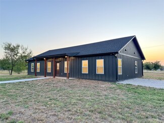 709 Harris St, Eastland, TX 76448