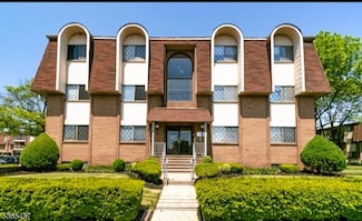 1150-1190 W St George A12a012, Linden City, NJ 07036