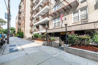 3044 29th St Unit 5K, Astoria, NY 11102