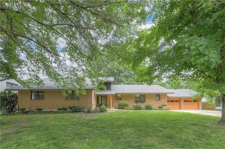 4605 N Main St, Kansas City, MO 64116