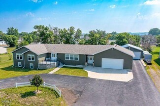 3906 3rd Ave E, Williston, ND 58801
