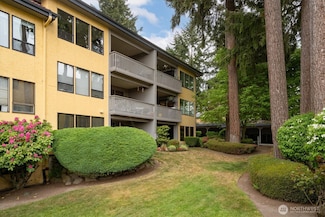 11638 100th Ave NE Unit 302, Kirkland, WA 98034