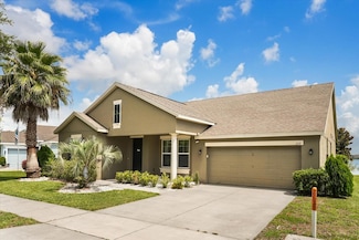 259 Blue Cypress Dr, Groveland, FL 34736