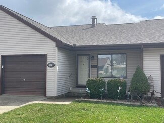 420 Clearwater Dr Unit 420, Champaign, IL 61822