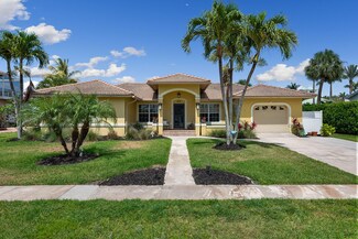 819 Buttonwood Ct, Marco Island, FL 34145