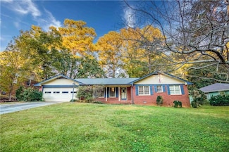 2142 Colonial Oak Way, Stone Mountain, GA 30087