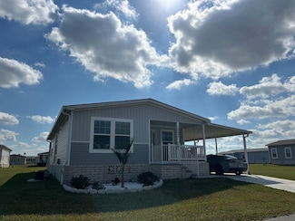 34834 Minnow Ln, Zephyrhills, FL 33541