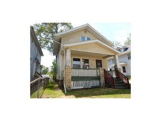 1114 1st St SW, Cedar Rapids, IA 52404