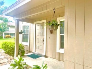 18410 SE Wood Haven Ln Unit F, Jupiter, FL 33469