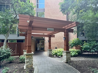 5900 Oakwood Dr Unit 4G, Lisle, IL 60532