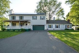 77 Bassett Rd, North Haven, CT 06473