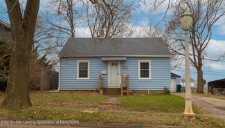 1116 Walsh St, Lansing, MI 48912