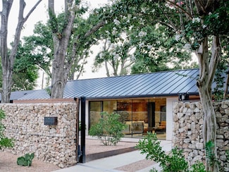 2708 Friar Tuck Ln, Austin, TX 78704