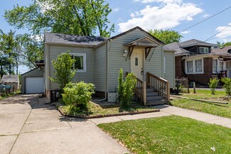 1315 Kane St, Aurora, IL 60505