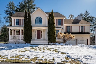 38 Hibiscus Way, Nashua, NH 03062