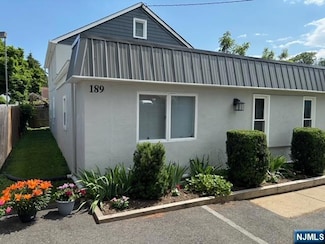 189 Washington Ave, Little Ferry, NJ 07643