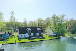5896 W Lake Rd, Auburn, NY 13021