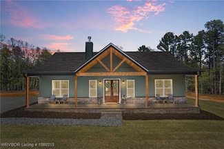 14526 Piney Rd, Mulberry, AR 72947