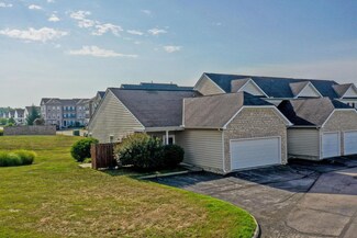 374 Piney Creek Dr Unit 32, Blacklick, OH 43004