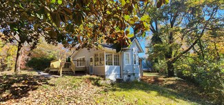 22 Academy St, Tryon, NC 28782