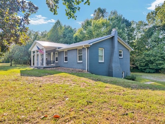 1389 Coconut Ridge Rd, Smithville, TN 37166
