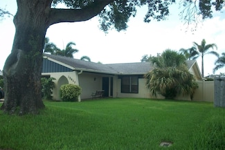 13627 San Rafael Dr, Largo, FL 33774