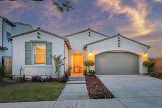 639 Overstone Ave, Madera, CA 93636
