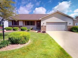 38 Creek 649, Fremont, OH 43420