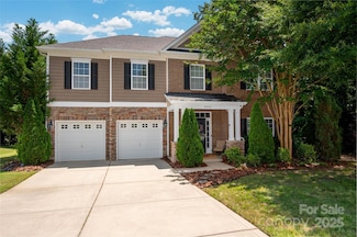 8909 Savannah Rd, Harrisburg, NC 28075