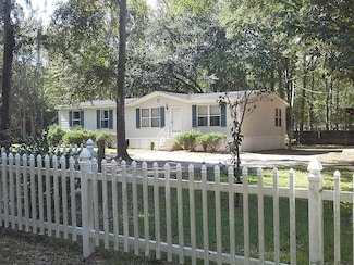 137 Knott Dr, Eutawville, SC 29048