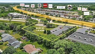 898 S Rand Rd, Lake Zurich, IL 60047
