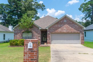 7400 Royal Oaks Dr, Little Rock, AR 72209