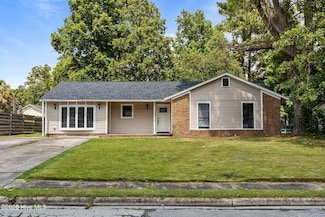 1003 Massey Rd, Jacksonville, NC 28546