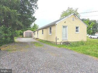 11125 Bird River Grove Rd, White Marsh, MD 21162