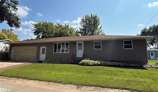 312 6th Ave W, Swea City, IA 50590