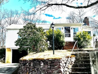 84 Pond St, Stoneham, MA 02180