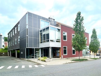 15 Railroad Row Unit 2C3, White River Junction, VT 05001