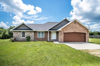 99 Deerfield Dr, Niangua, MO 65713
