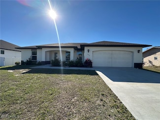3916 SW 20th Place, Cape Coral, FL 33914