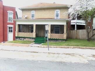 103 Union St, Hinton, WV 25951