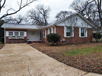 605 N 13th St, Arkadelphia, AR 71923
