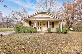 324 S Whitehead Ave, Spencer, NC 28159