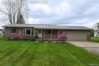 2124 Vernor Rd, Lapeer, MI 48446